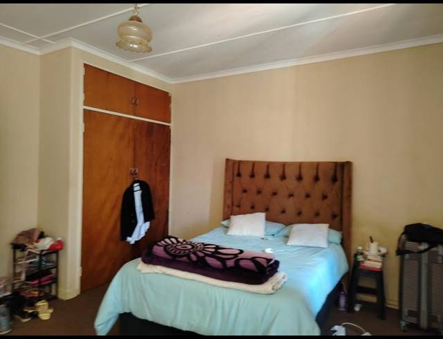 2 BEDROOM DUPLEX FOR SALE IN CAPRICORN
